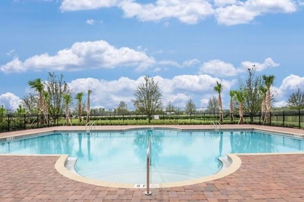 7165-Summerlake-Groves-St-Winter-Garden-FL1-600x400-1