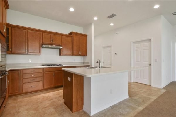 1007-Maypole-Dr-Apopka-FL-2-600x400-1