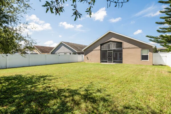 9555-pecky-cypress-way-orlando-fl-32836-29-scaled-600x400
