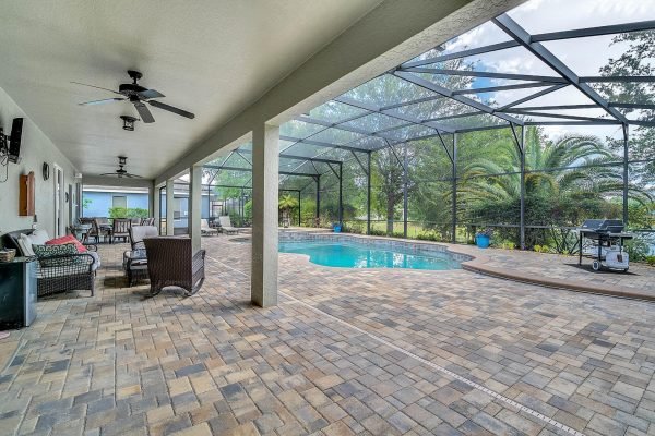 15216-Hayworth-Dr-Winter-Garden-FL-34787-04-Pool-600x400-1