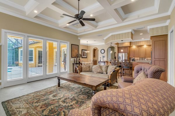 12854-Jacob-Grace-Ct-Windermere-FL-34786-17-Family-Room-600x400-1