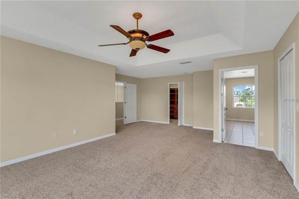 13927-EYLEWOOD-DR-WINTER-GARDEN-FL-20-600x400-1