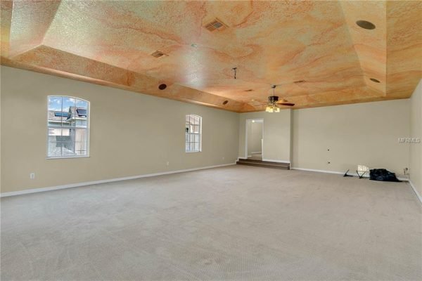 13927-EYLEWOOD-DR-WINTER-GARDEN-FL-28-600x400-1