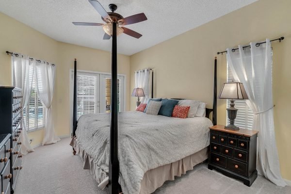 2115-Wintermere-Pointe-Dr-Winter-Garden-FL-34787-23-Master-Bedroom-600x400-1