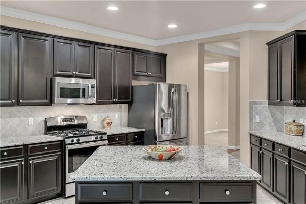 15527-SANDFIELD-LOOP-WINTER-GARDEN-Fl-15-600x400-1