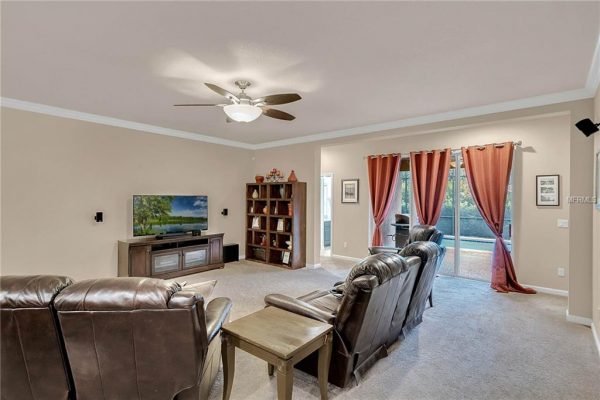15527-SANDFIELD-LOOP-WINTER-GARDEN-Fl-18-600x400-1