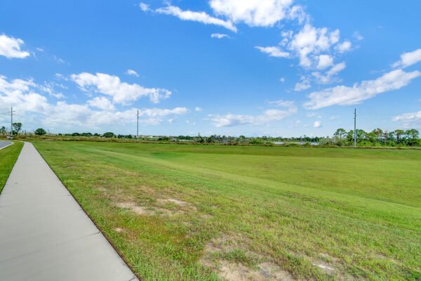 14278-Murcott-Blossom-Blvd-Winter-Garden-FL-34787-01--600x400