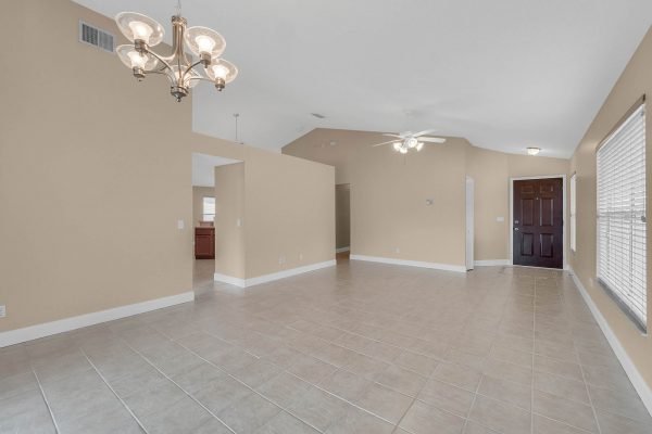 807-Rivecon-Ave-Orlando-FL-32825-15-600x400-1