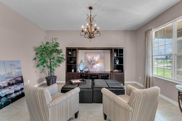 16166-Johns-Lake-Overlook-Dr-Winter-Garden-FL-34787-09-Living-600x400-1