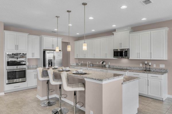 16166-Johns-Lake-Overlook-Dr-Winter-Garden-FL-34787-14-Kitchen-600x400-1