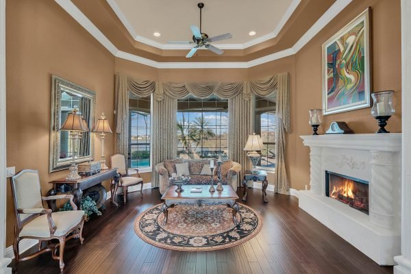 5424-Water-Creek-Dr-Windermere-FL-34786-24-Living-600x400-1