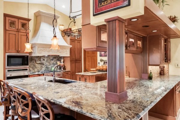 2636-Clementon-Park-Ct-Orlando-FL-32835-15-Kitchen-600x400-1