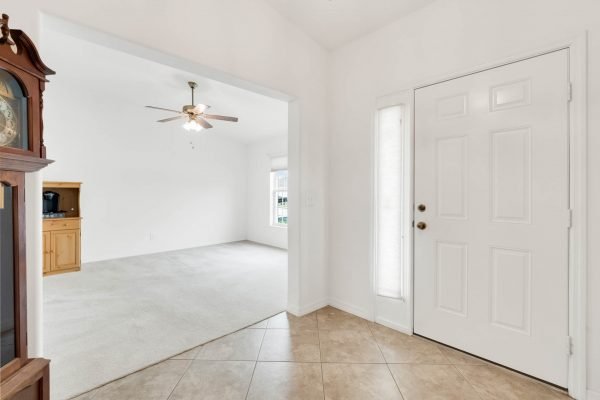 948-Burland-Cir-Winter-Garden-FL-34787-04-Foyer-600x400-1