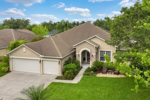 754-lake-cove-pointe-cir-winter-garden-fl-34787-02-768x512-1-600x400 754-lake-cove-pointe-cir-winter-garden-fl-34787-02-768x512-1-600x400