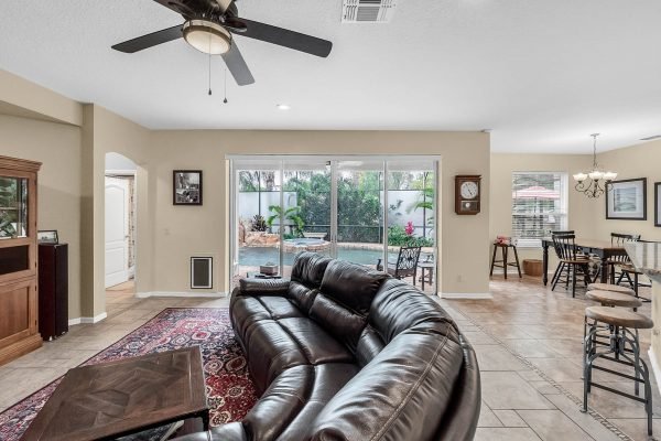 754-lake-cove-pointe-cir-winter-garden-fl-34787-32-600x400-1