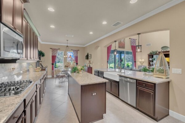 15473-sandfield-loop-winter-garden-fl-34787-aerial-37-scaled-600x400