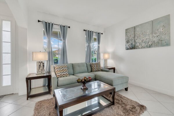 10762-cabbage-tree-loop-orlando-fl-32825-21-scaled-600x400