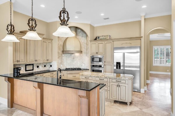 5245-tildens-grove-boulevard-windermere-fl-34786-39-scaled-600x400