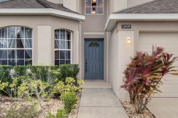 13939-eylewood-drive-winter-garden-fl-34787-03-scaled-600x400