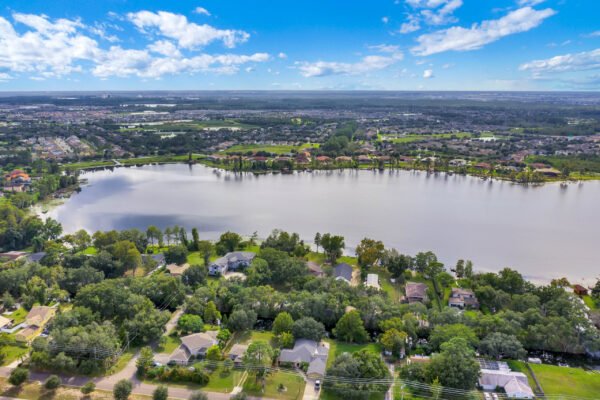 6564-lagoon-street-windermere-fl-34786-08-scaled-600x400