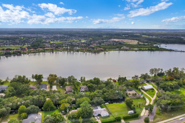 6564-lagoon-street-windermere-fl-34786-09-scaled-600x400