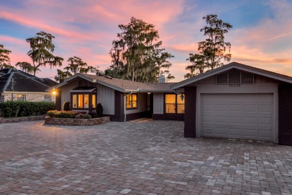 12436-summerport-lane-windermere-fl-34786-04-twilight-scaled-600x400