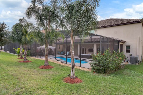 16569-broadwater-avenue-winter-garden-fl-34787-61-scaled-600x400