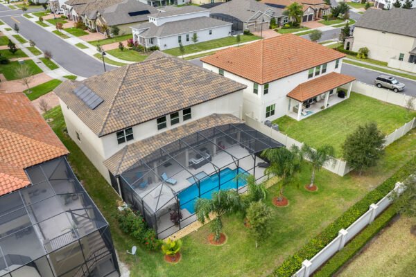 16569-broadwater-avenue-winter-garden-fl-34787-66-scaled-600x400