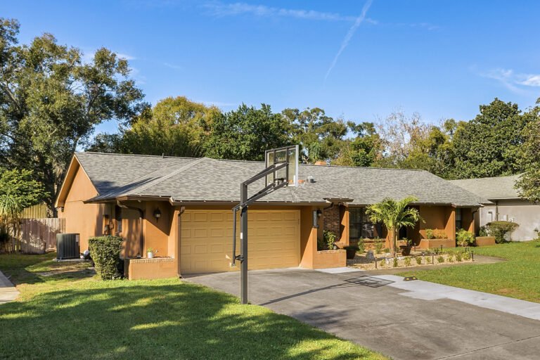 amazing opportunity to call sought after dr phillips your home without breaking the bank, pitch pine drive orlando fl edit