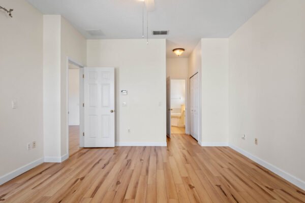 15061-spinnaker-cove-lane-winter-garden-fl-34787-10-scaled-600x400