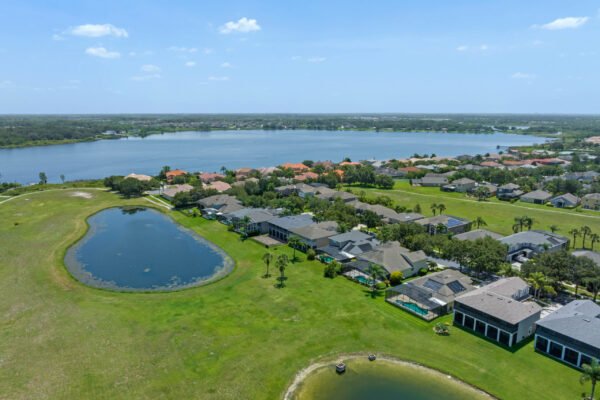 15061-spinnaker-cove-lane-winter-garden-fl-34787-51-scaled-600x400