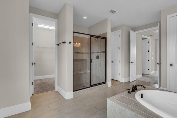 9442-prince-harry-drive-orlando-fl-32836-13-scaled-600x400-1