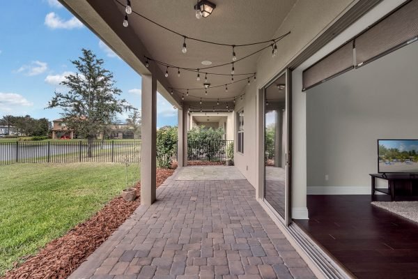 9442-prince-harry-drive-orlando-fl-32836-44-scaled-600x400-1