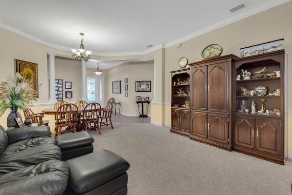 1922-Jean-Marie-Dr-Winter-Garden-FL-34787-08-Living-600x400-1 1922-Jean-Marie-Dr-Winter-Garden-FL-34787-08-Living-600x400-1