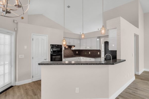 2511-tryon-place-windermere-fl-34786-35-scaled-600x400-1