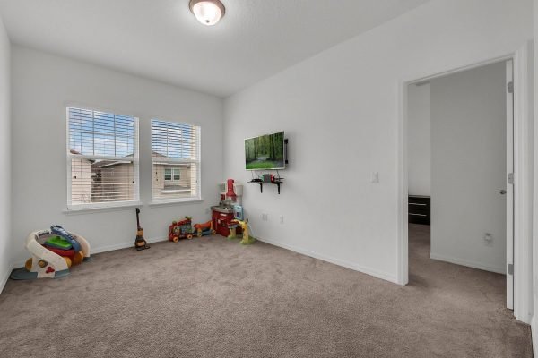 9331-mira-valle-lane-winter-garden-fl-34787-14-scaled-600x400-1