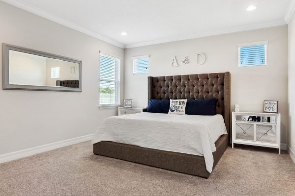 692-oxford-chase-drive-winter-garden-fl-34787-39-scaled-600x400-1