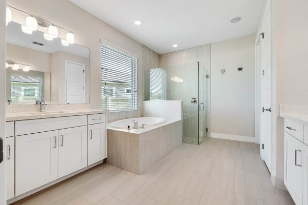 692-oxford-chase-drive-winter-garden-fl-34787-44-scaled-600x400-1