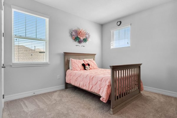 692-oxford-chase-drive-winter-garden-fl-34787-47-scaled-600x400-1