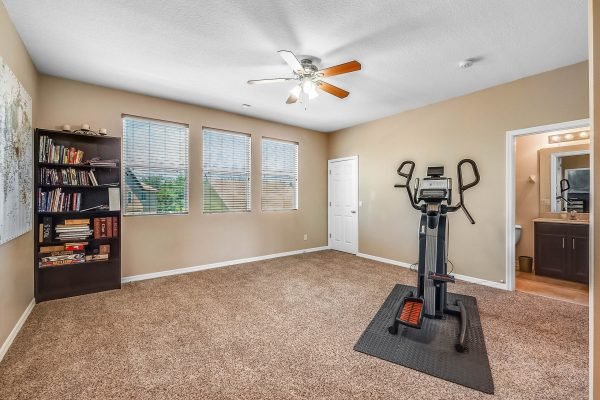 11717-sheltering-pine-drive-orlando-fl-32836-11-1-scaled-600x400-1