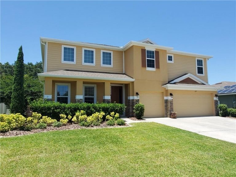 almost 4,000 sq ft set behind the only gated community in the winter garden golf cart district, getmedia