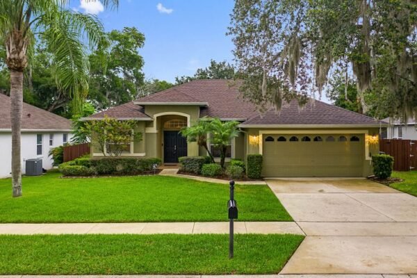 2535-grand-poplar-street-ocoee-fl-34761-01-768x512-1-600x400 2535-grand-poplar-street-ocoee-fl-34761-01-768x512-1-600x400
