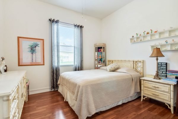 2647-palastro-way-ocoee-fl-34761-17-scaled-600x400-1