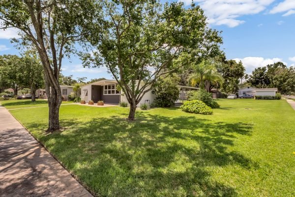 330-apopka-street-winter-garden-fl-34787-31-scaled-600x400-1