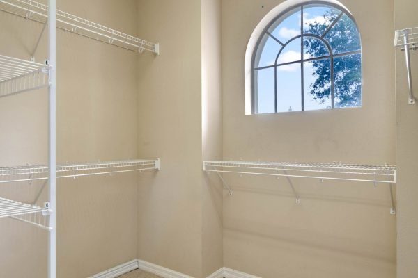 719-alexandria-place-drive-apopka-fl-32712-15-scaled-600x400-1