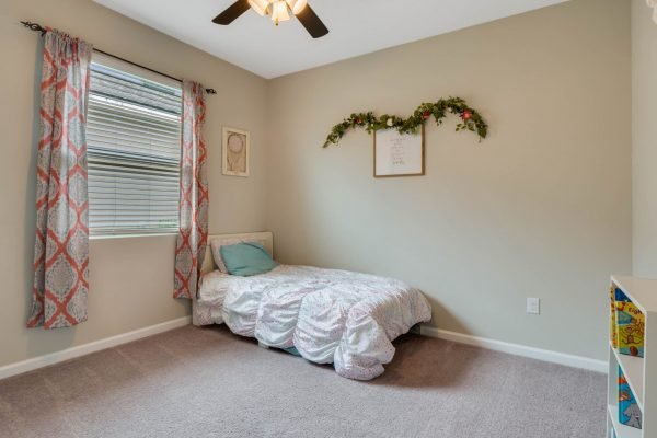 1266-yorkshire-court-davenport-fl-33896-16-scaled-600x400-1