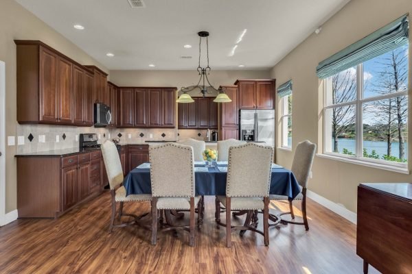 13814-bluebird-park-road-windermere-fl-34786-39-scaled-600x400-1