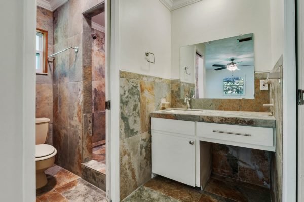 7123-foster-lane-orlando-fl-32818-13-scaled-600x400-1