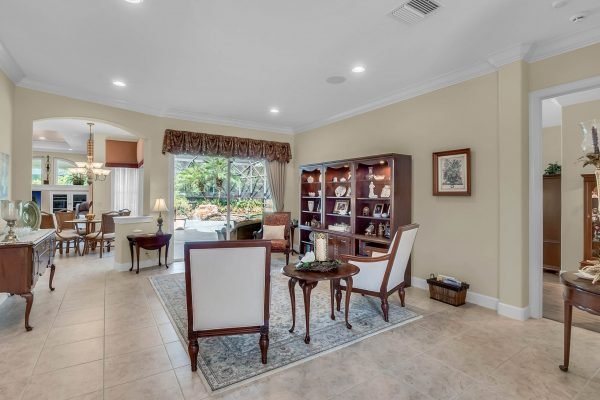 5232-tildens-grove-winter-garden-fl-34787-24-Copy-scaled-600x400-1