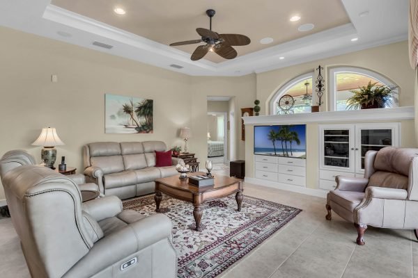 5232-tildens-grove-winter-garden-fl-34787-33-Copy-scaled-600x400-1